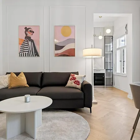 Historic Luxury Apartment With Free Parking And Garden Appartement